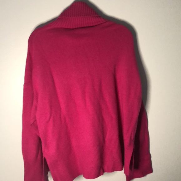 NWT J Crew women’s turtleneck sweater size medium - Picture 4 of 5